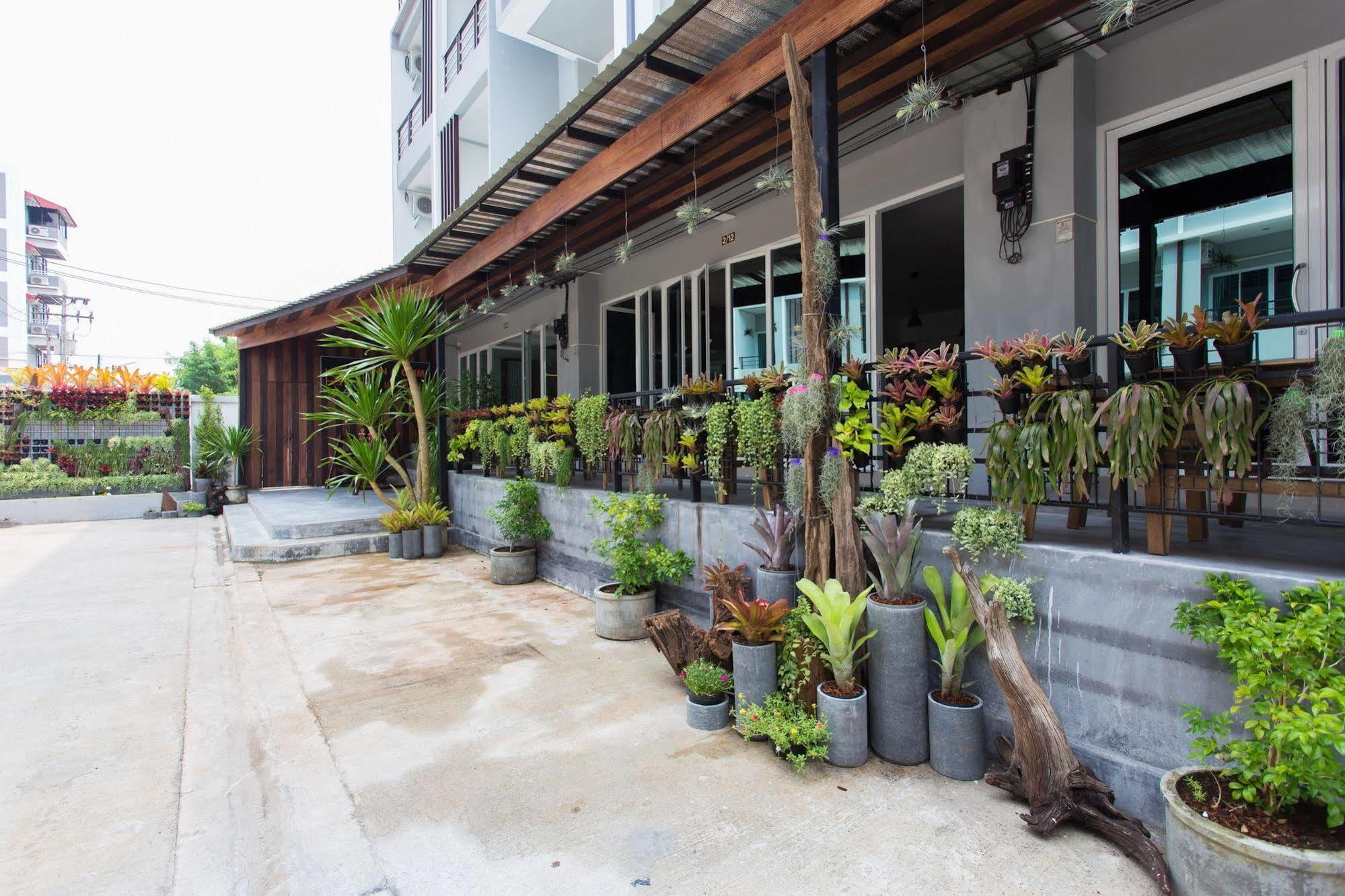 Krabi Inn & Omm Exterior foto
